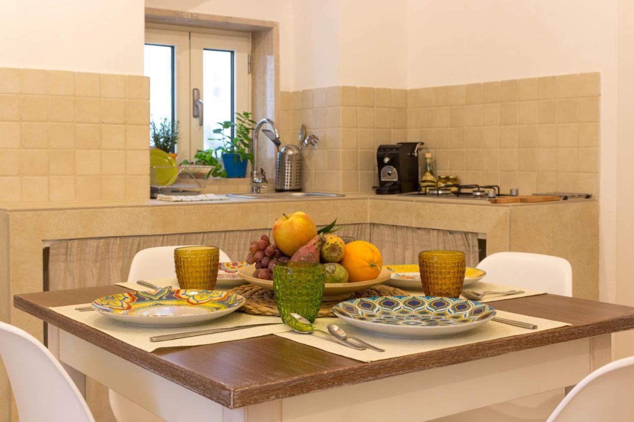 G25 Guesthouse โมโนโปลี ภายนอก รูปภาพ