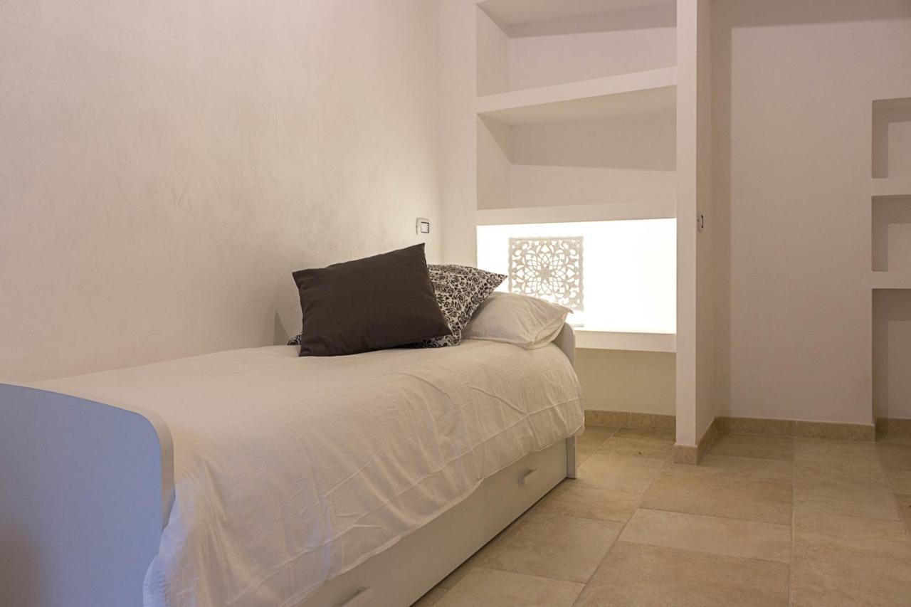 G25 Guesthouse โมโนโปลี ภายนอก รูปภาพ